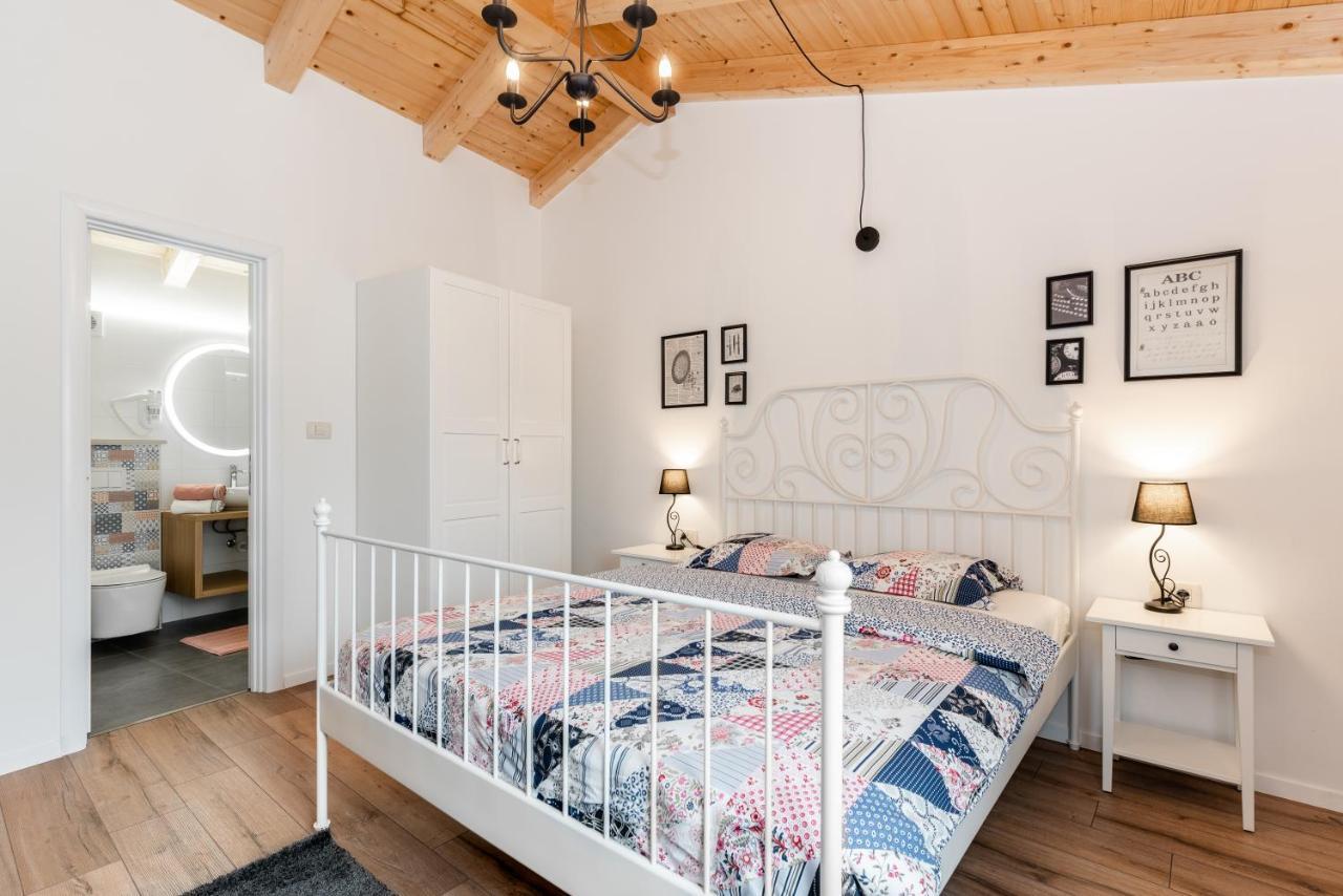 Accommodation Tri Murve Plomin Bagian luar foto