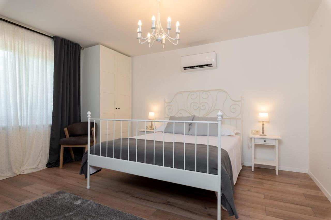 Accommodation Tri Murve Plomin Bagian luar foto